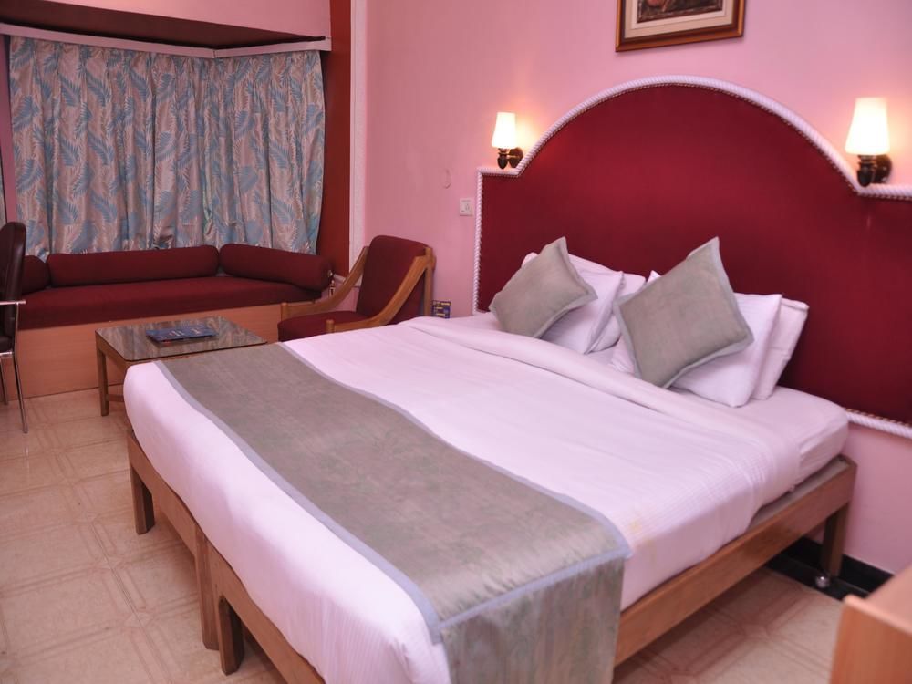Oyo Premium Railway Station Patna Hotel Patna  Kültér fotó