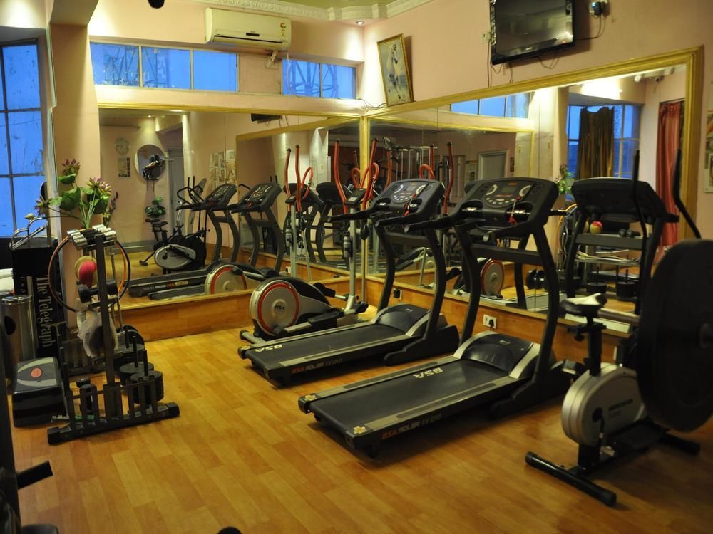 Oyo Premium Railway Station Patna Hotel Patna  Kültér fotó