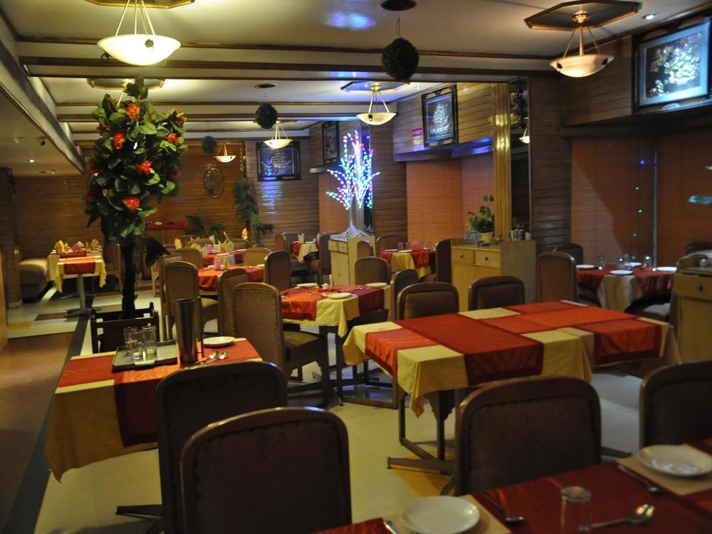 Oyo Premium Railway Station Patna Hotel Patna  Kültér fotó