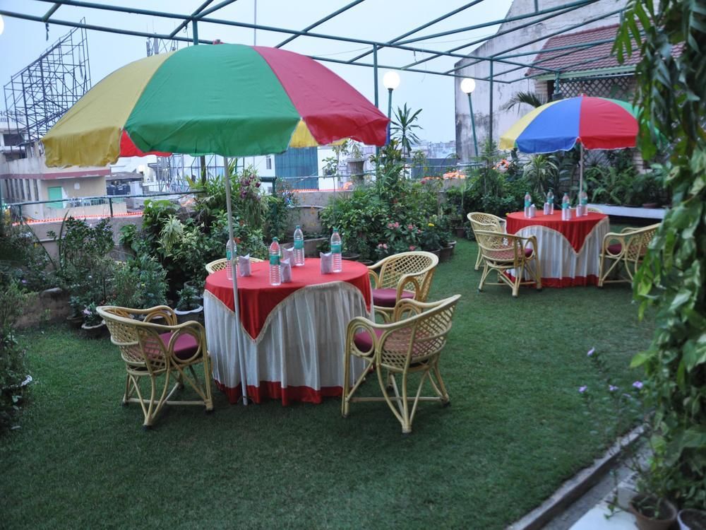 Oyo Premium Railway Station Patna Hotel Patna  Kültér fotó
