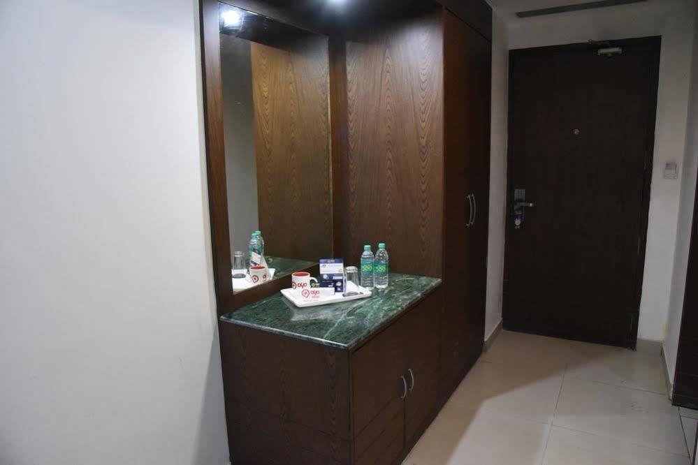 Oyo Premium Railway Station Patna Hotel Patna  Kültér fotó